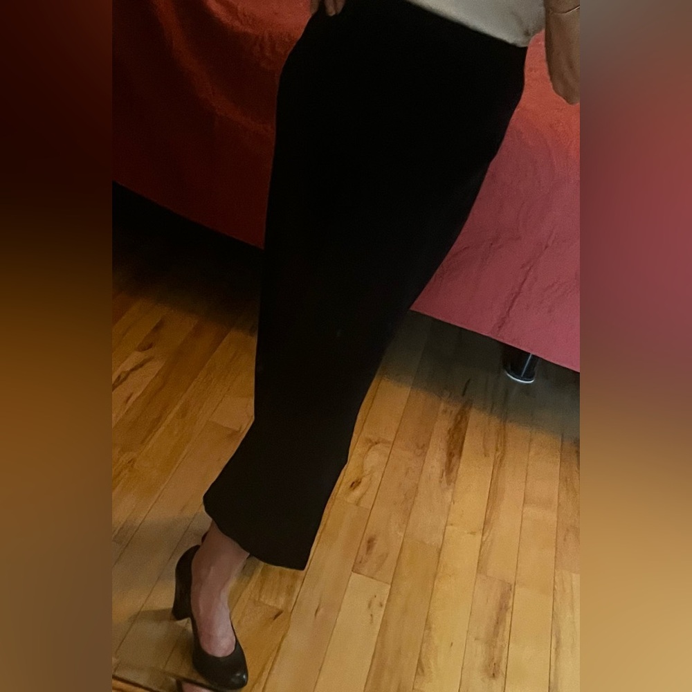 Vintage St John Evening Elegant Black Santana Knit Ankle Cropped Pants, Size 6 - Picture 3 of 12